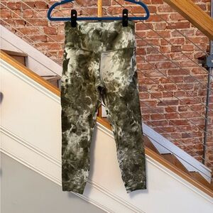 Lululemon align 25”